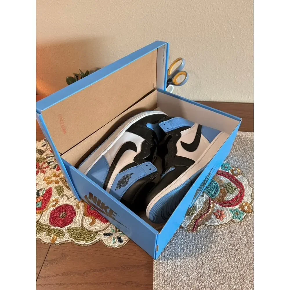 Jordan 1 Retro High OG UNC Toe University Blue Black White Obsidian DZ5485 400